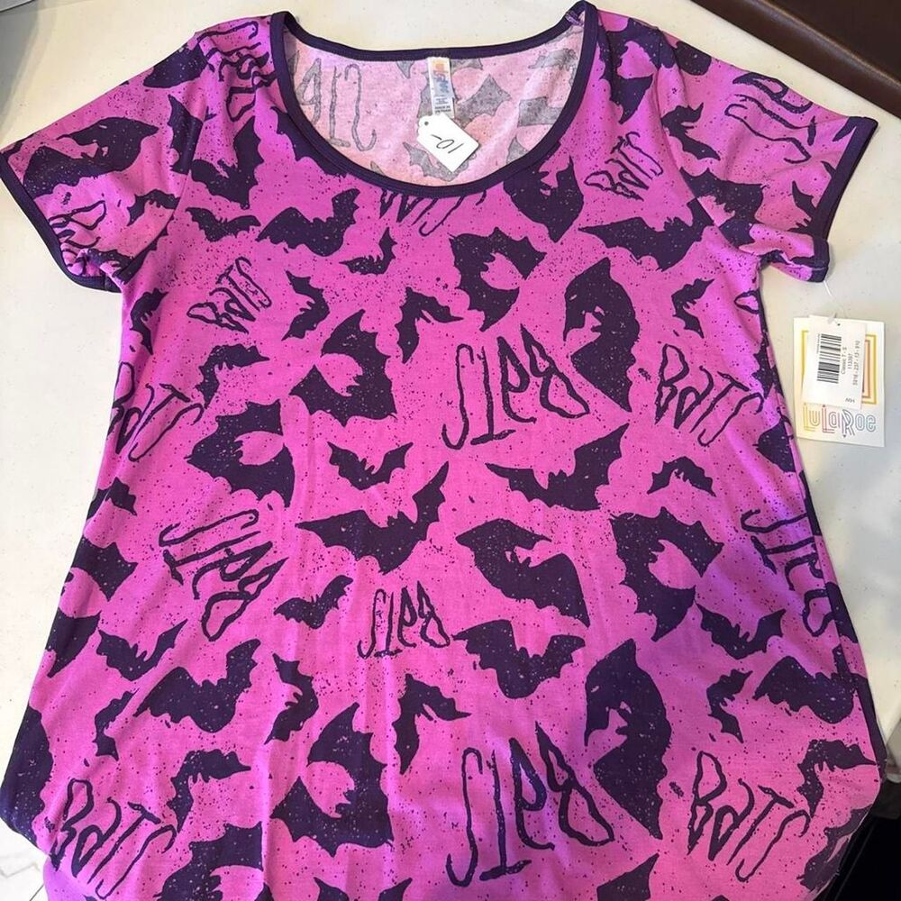 Lularoe Women's Purple and Pink T-shirt
